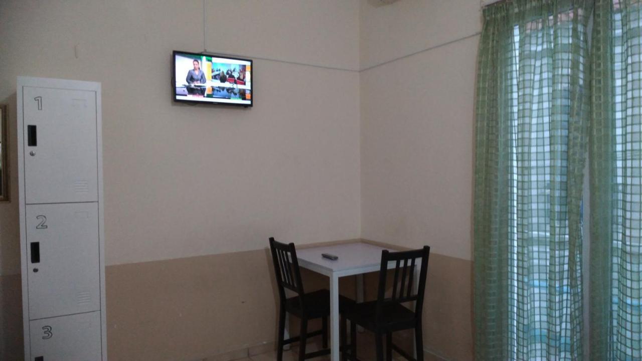 San Remo Hostel Афины Экстерьер фото