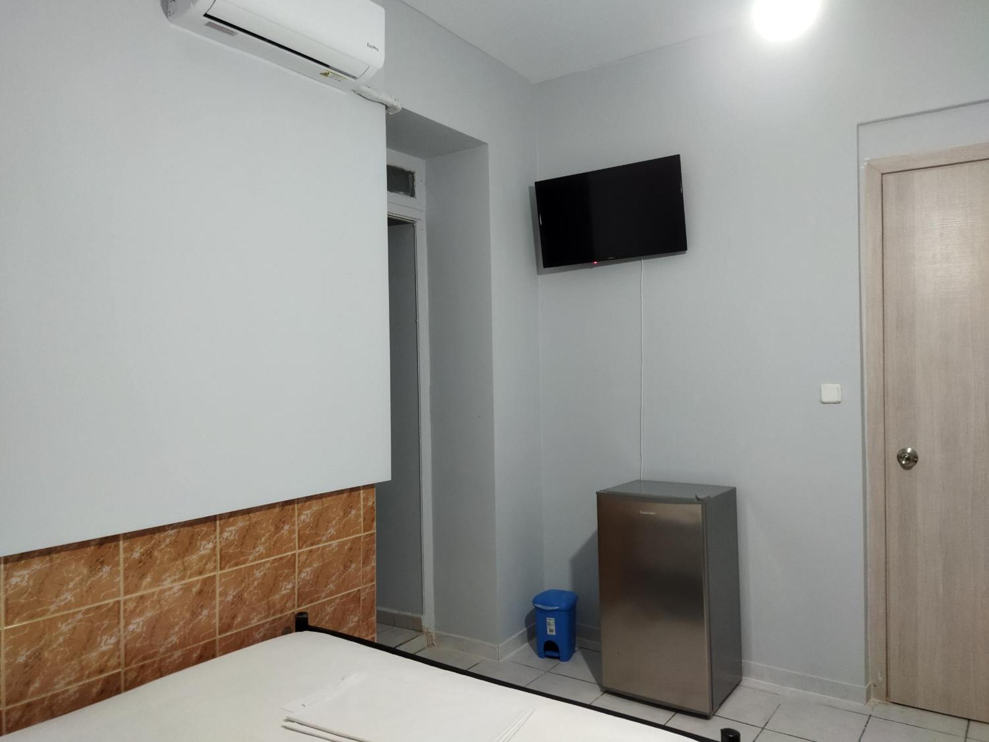 San Remo Hostel Афины Экстерьер фото